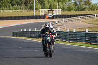 enduro-digital-images;event-digital-images;eventdigitalimages;mallory-park;mallory-park-photographs;mallory-park-trackday;mallory-park-trackday-photographs;no-limits-trackdays;peter-wileman-photography;racing-digital-images;trackday-digital-images;trackday-photos